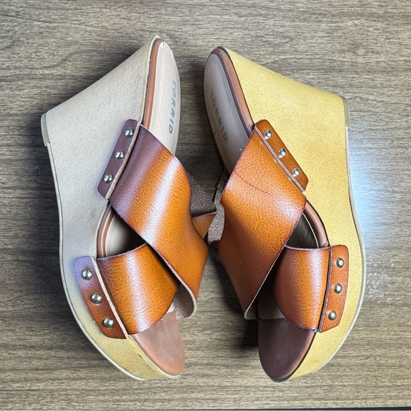 Torrid Studded Platform Wedge Clogs Brown 9W Wide Width Boho - Picture 3 of 6